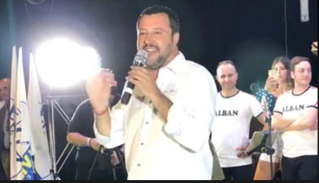 Dopo I Nomadi Salvini Canta Vasco E Si Scaglia Contro Le Famiglie