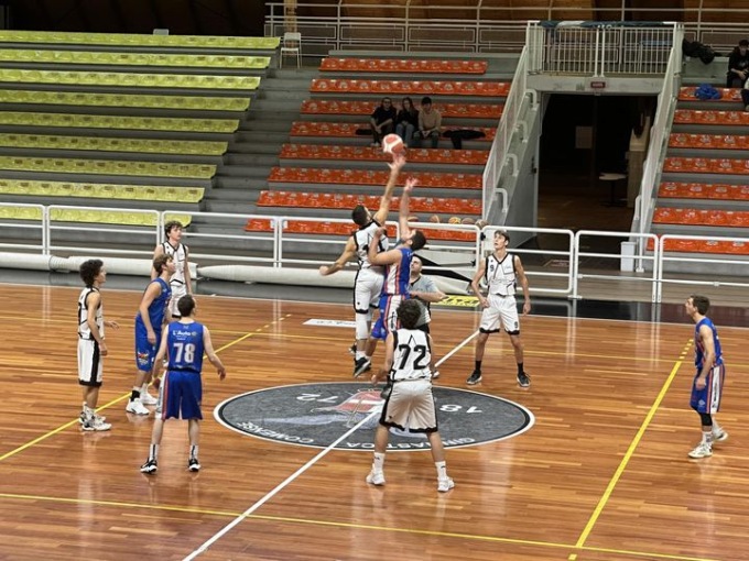 Basket Prima Divisione Nell Anticipo Di Ieri L Antoniana Ha Domato Il