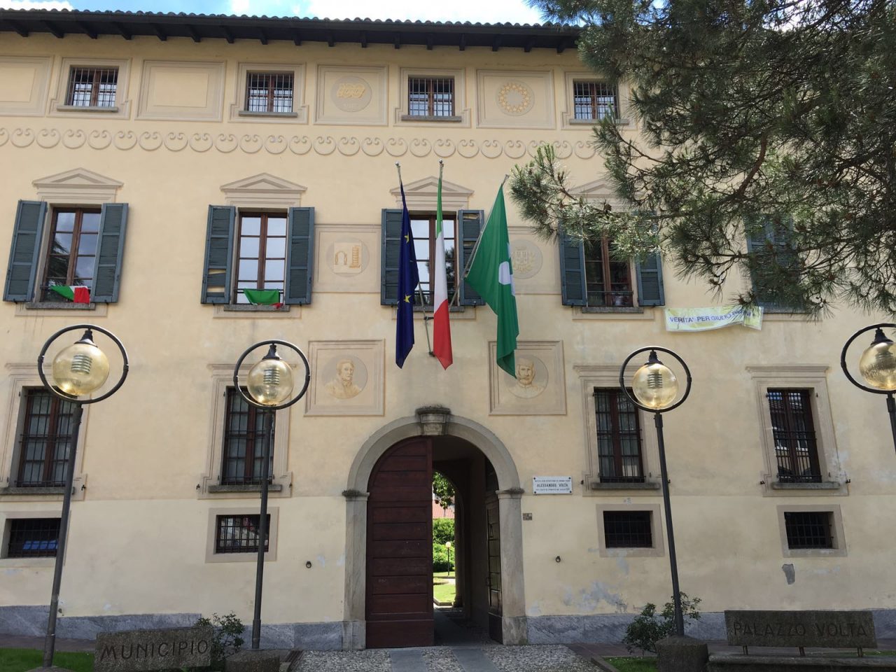 Festa della Repubblica: l’olgiatese sfoggia il tricolore