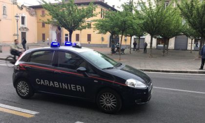 Inseguimento a Cantù, i Carabinieri bloccano due uomini