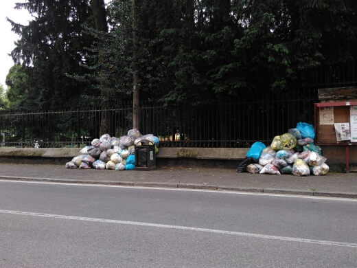 Raccolta rifiuti, il servizio del 2 giugno