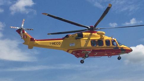 64enne soccorso con l’elicottero per un malore