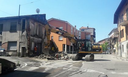 Traffico in tilt per lavori in centro a Uggiate
