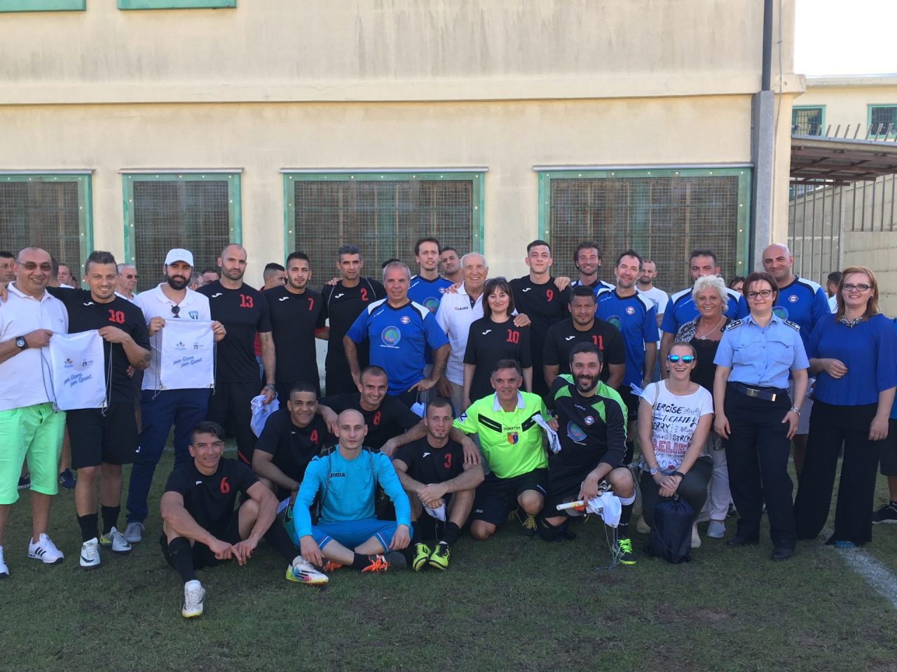 Sport in carcere: al Bassone un torneo di calcio