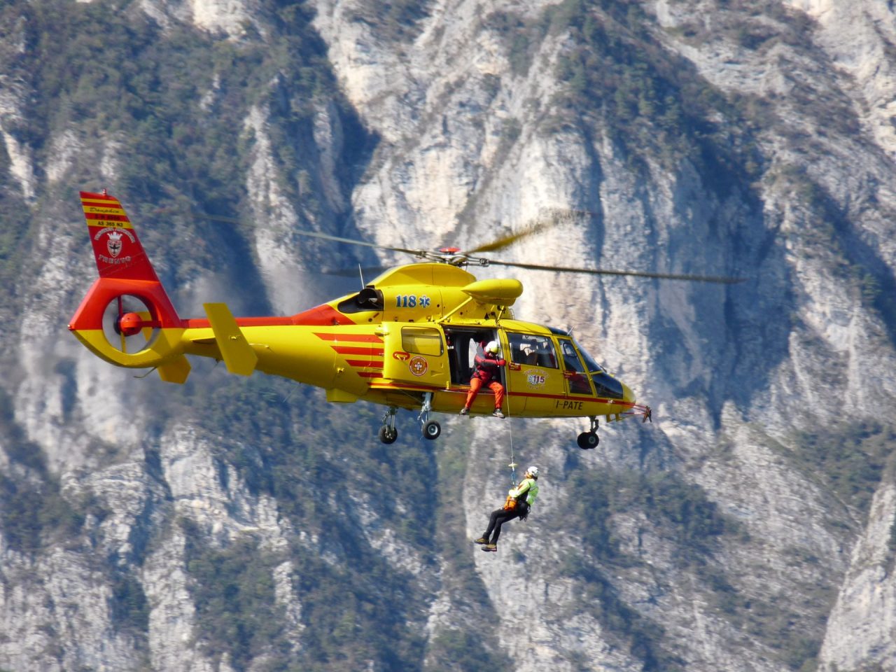 Turista caduto a Garzeno: interviene il Soccorso Alpino