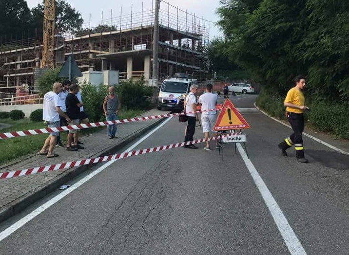Si apre voragine a Montesolaro. FOTO