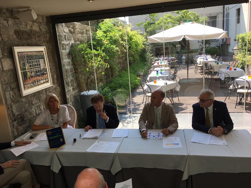 Premio professionalità a Decio Masu
