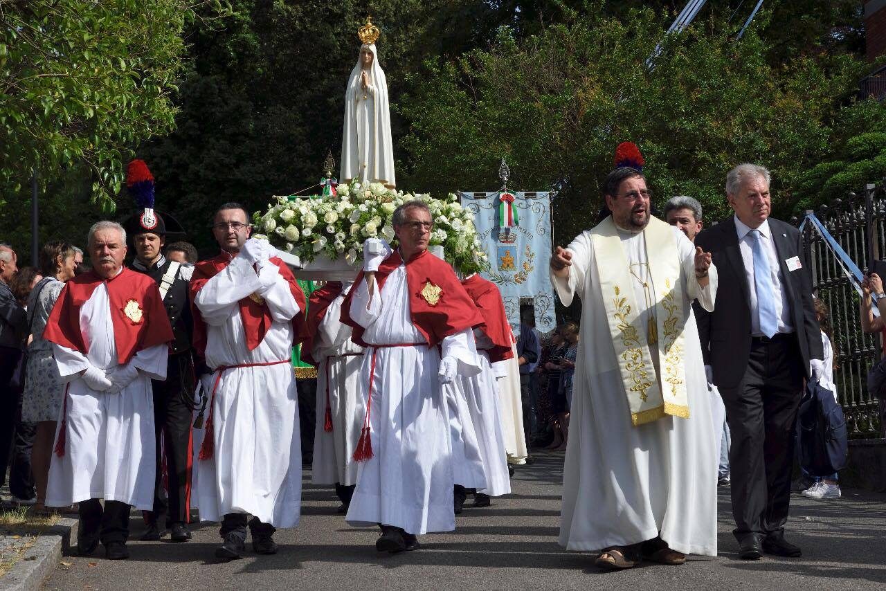 La Madonna di Fatima a Cantù. FOTO