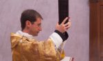 Il cardinale Scola ordina 12 nuovi sacerdoti, c'è anche Michele Galli