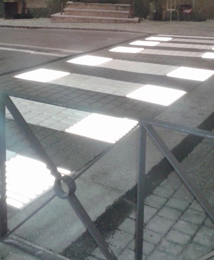 Strisce pedonali luminose, le prime in Italia VIDEO