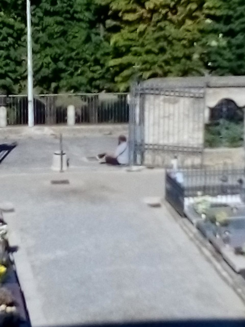 Cacciata dei mendicanti dal centro: è questa la priorità?