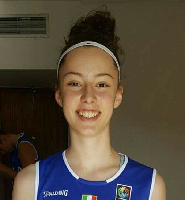 Basket femminile si ferma ai quarti il cammino della canturina Camilla Allevi in azzurro