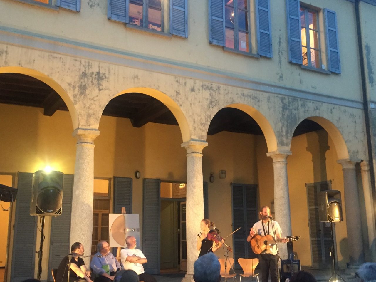 Bocephus King canta Bob Dylan al chiaro di luna. IL VIDEO