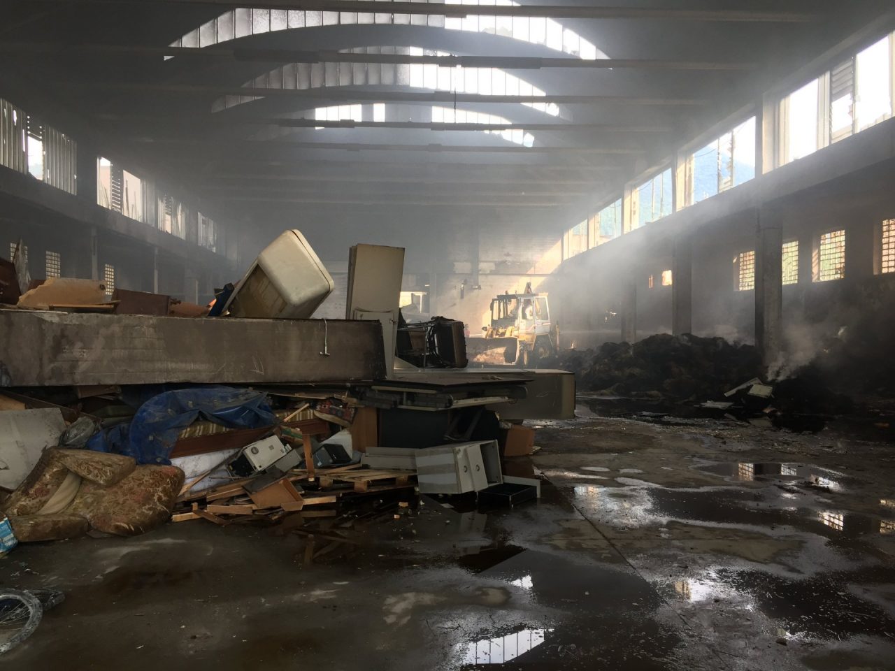 Incendio, parla Airoldi: fumo non tossico