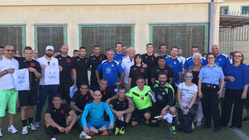 Sport in carcere: sabato al Bassone il torneo di calcio