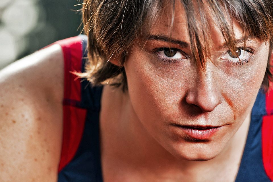 La campionessa Micol Cattaneo esclusa da una gara perché mamma
