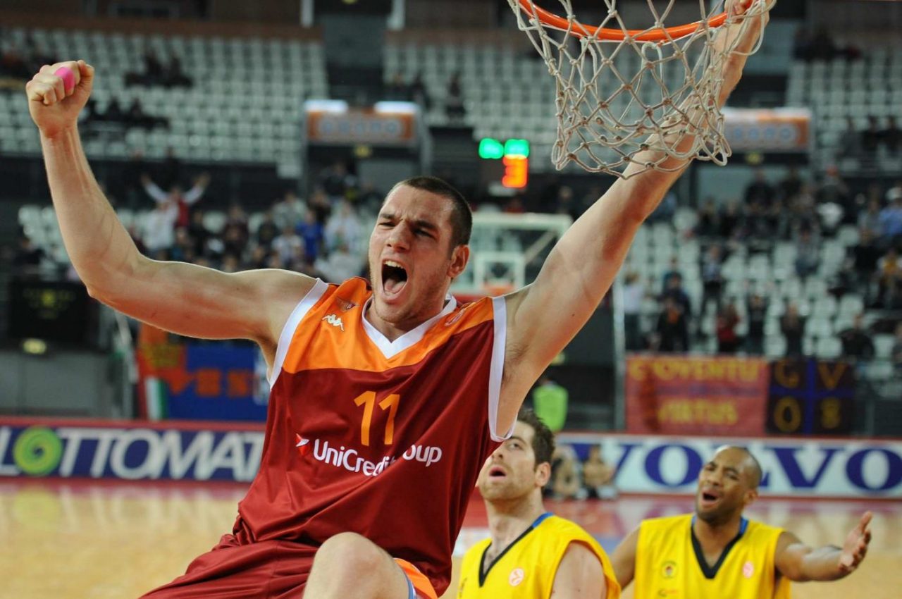 Pallacanestro Cantù, arriva Andrea Crosariol