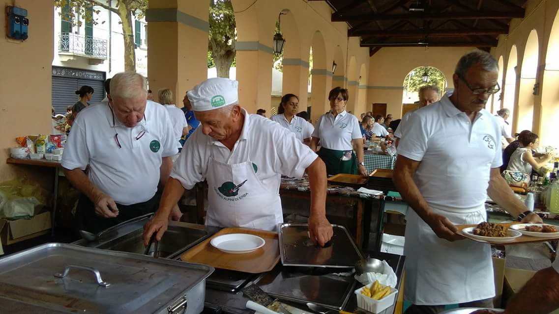 Ferragosto a Erba: tutti in piazza con gli Alpini