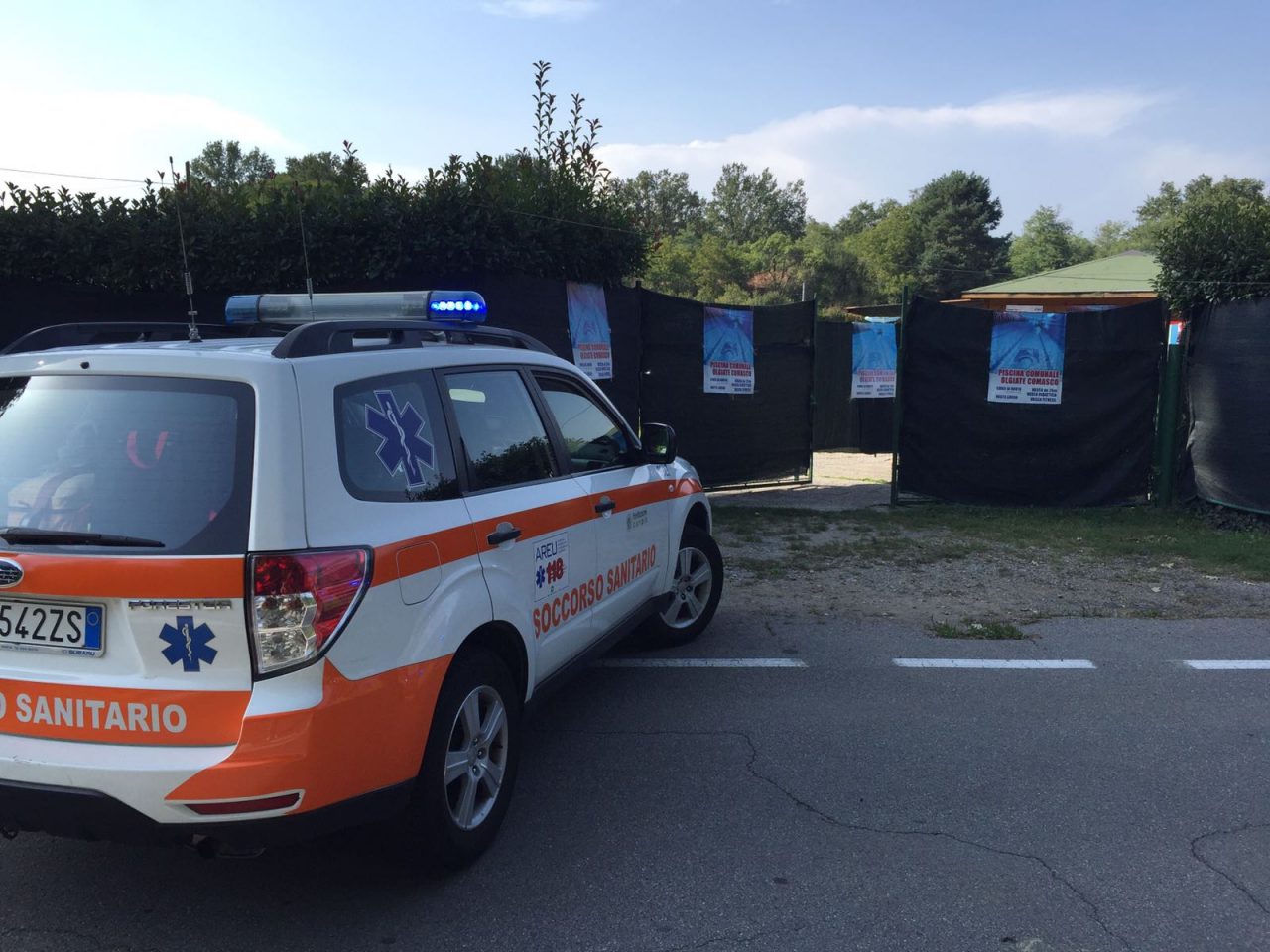 Malore alla piscina comunale di Olgiate Comasco: paura per una bambina