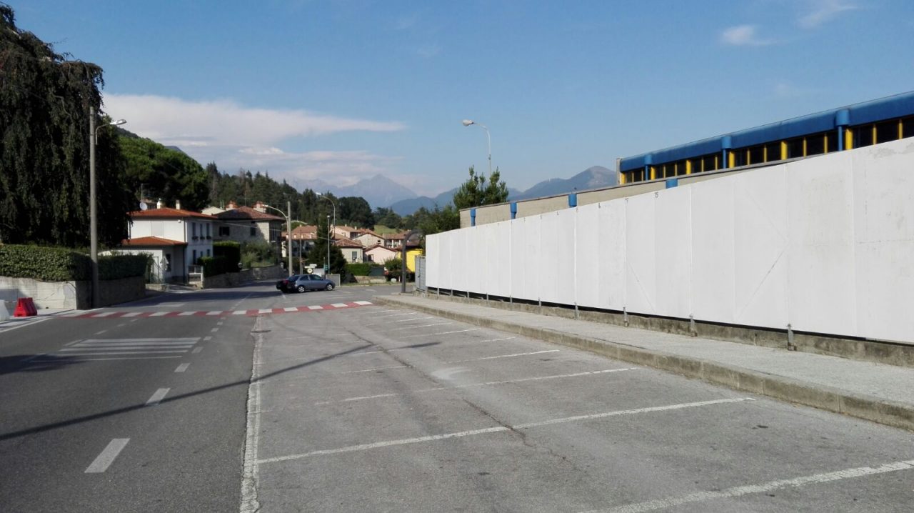 Rapinato in strada ad Albavilla