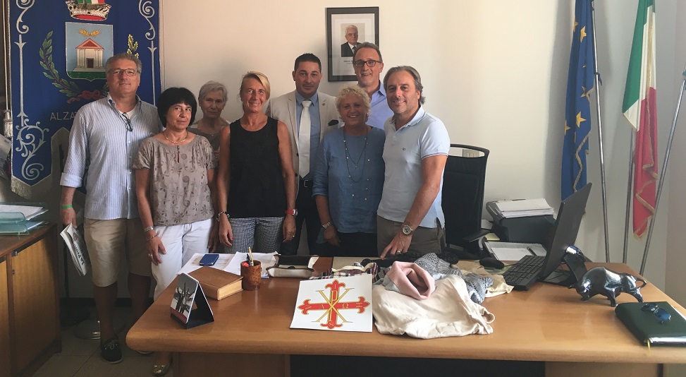 Ad Alzate Brianza arrivano i capi per le famiglie indigenti