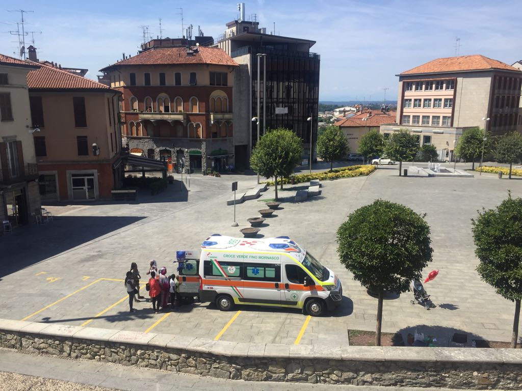 Si sente male durante il Ferùn a Cantù