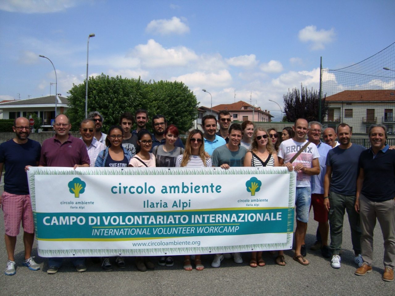 Stranieri rimettono a nuovo Alzate, Lurago d’Erba e Brenna. LE FOTO