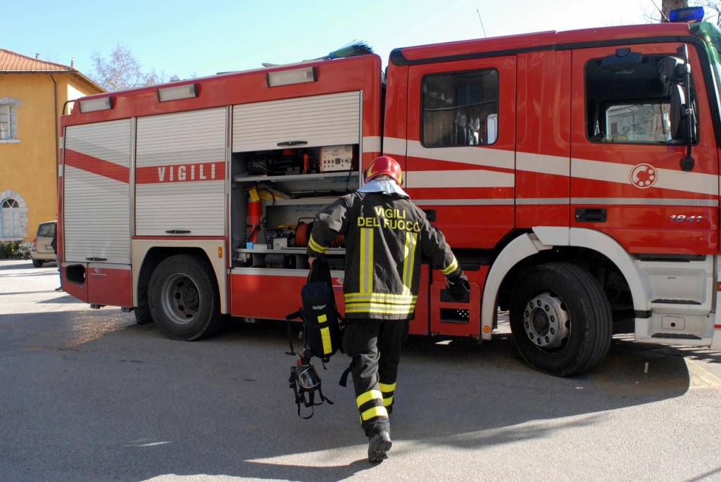 Incidente a Lurate Caccivio coinvolte 5 persone SIRENE DI NOTTE
