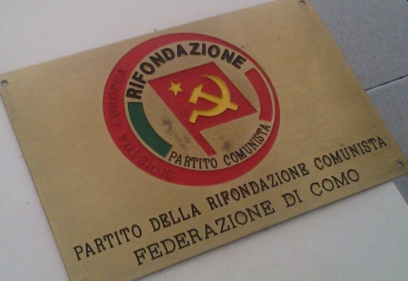 Divelta la targa di Rifondazione Comunista: “Sporgeremo denuncia”