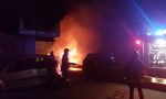 Auto in fiamme: notte di fuoco a Ponte Lambro. FOTO