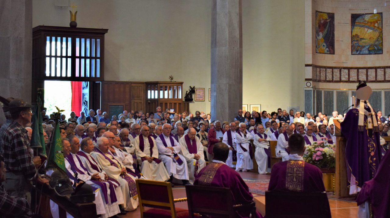 Cabiate: una folla ha salutato Don Piergiorgio