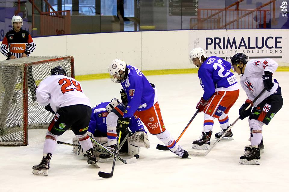 Hockey como vince a milano 2