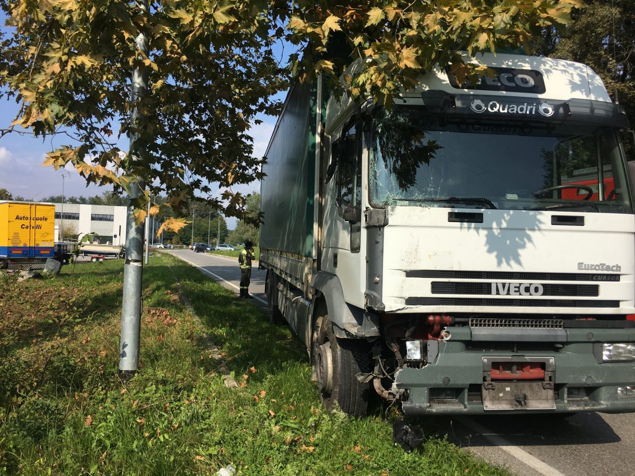 Doppio incidente, auto in colonna sulla Lomazzo-Bizzarone. FOTO