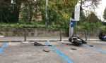 Incidente in via Milano, scooter a terra