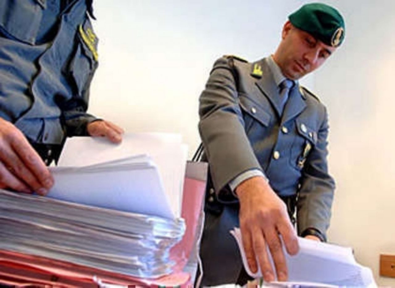 Dipendente pubblico sfrutta la Legge 104 per andare a Dubai