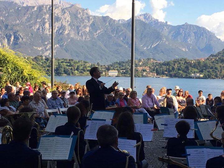 La banda di Mariano incanta Villa Carlotta