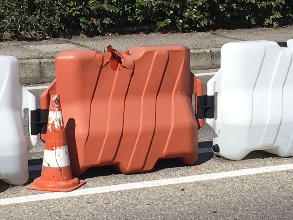 Incidente a Mariano, danni ai new jersey