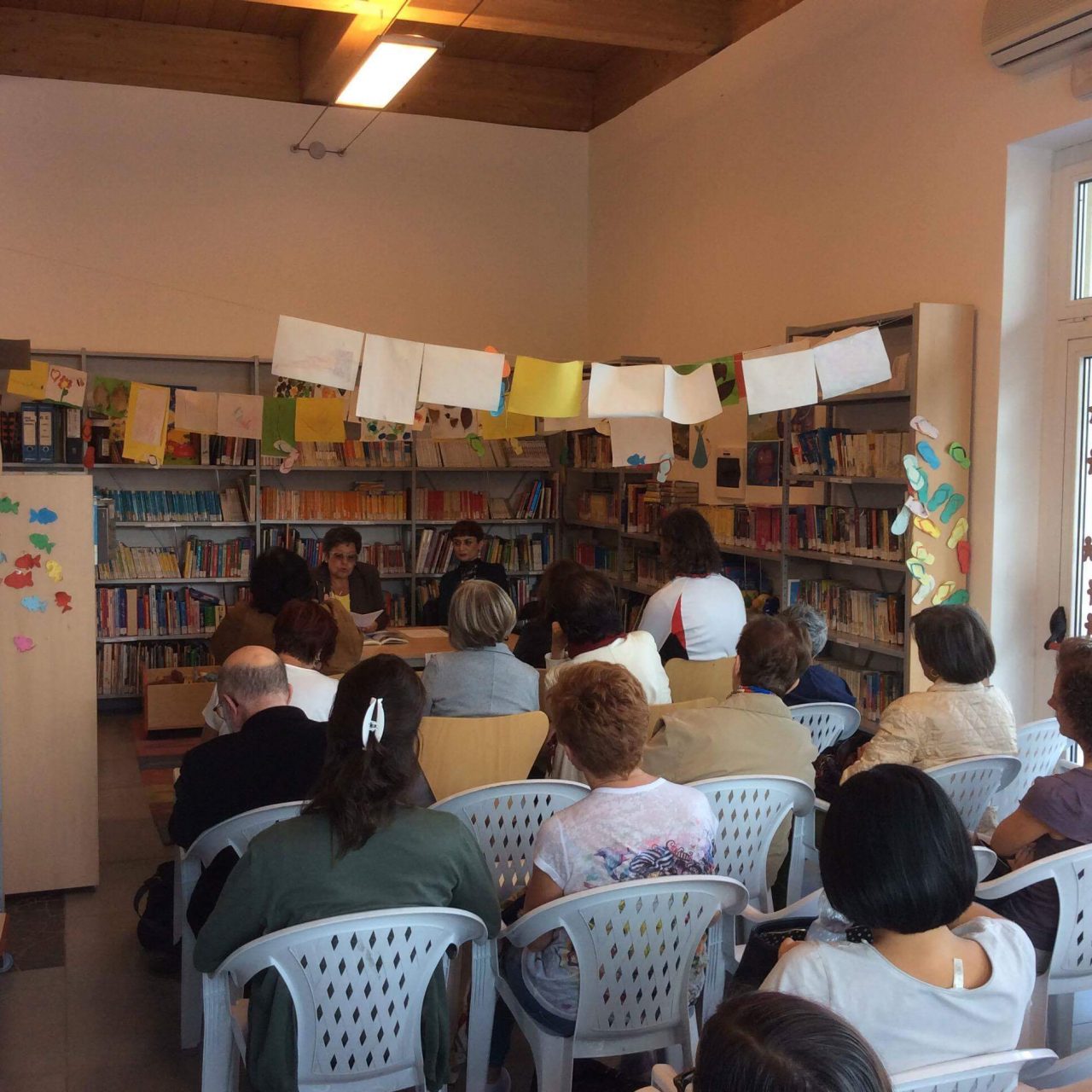 Presentazione del libro “La ragazza del Mar Nero”: successo in biblioteca