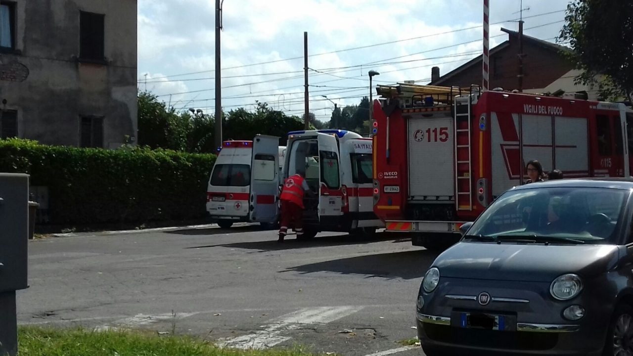 Uomo urtato da un treno a Carimate
