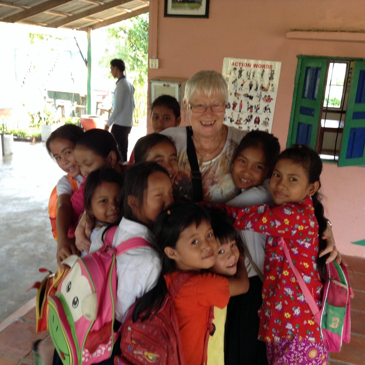 Missione in Cambogia: “Insegnare ai bambini è una gioia”. FOTO