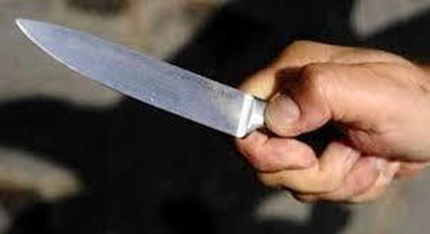 Nonno rapinato: coltello alla gola per 40 euro