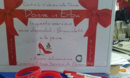 "Donne in Erba", ecco dove trovare i braccialetti e le penne originali