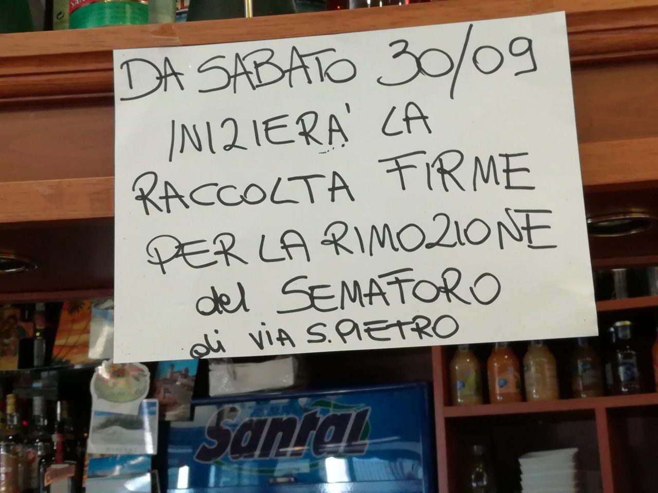 Petizione contro il semaforo