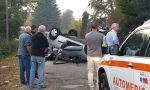 Incidente sulla Novedratese: auto si ribalta. Strada chiusa. FOTO