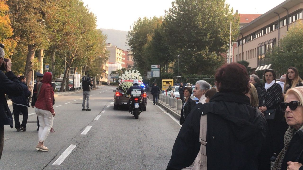 Funerale Como