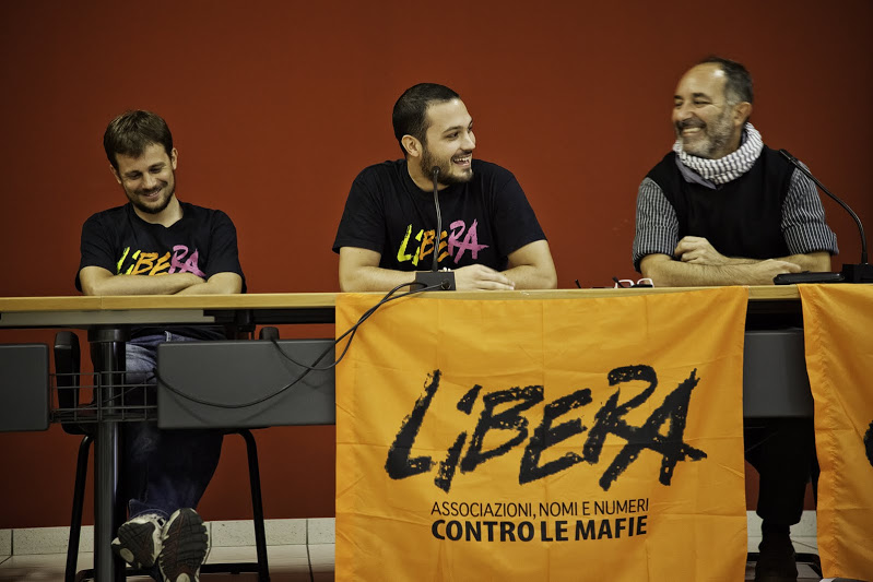 Libera Como: “La mafia si combatte informandosi”