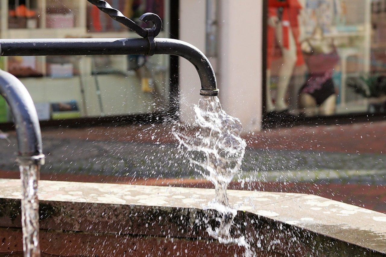 Como Acqua: a BrianzAcque 50 milioni dall’Europa, Como ancora ferma sul servizio idrico integrato