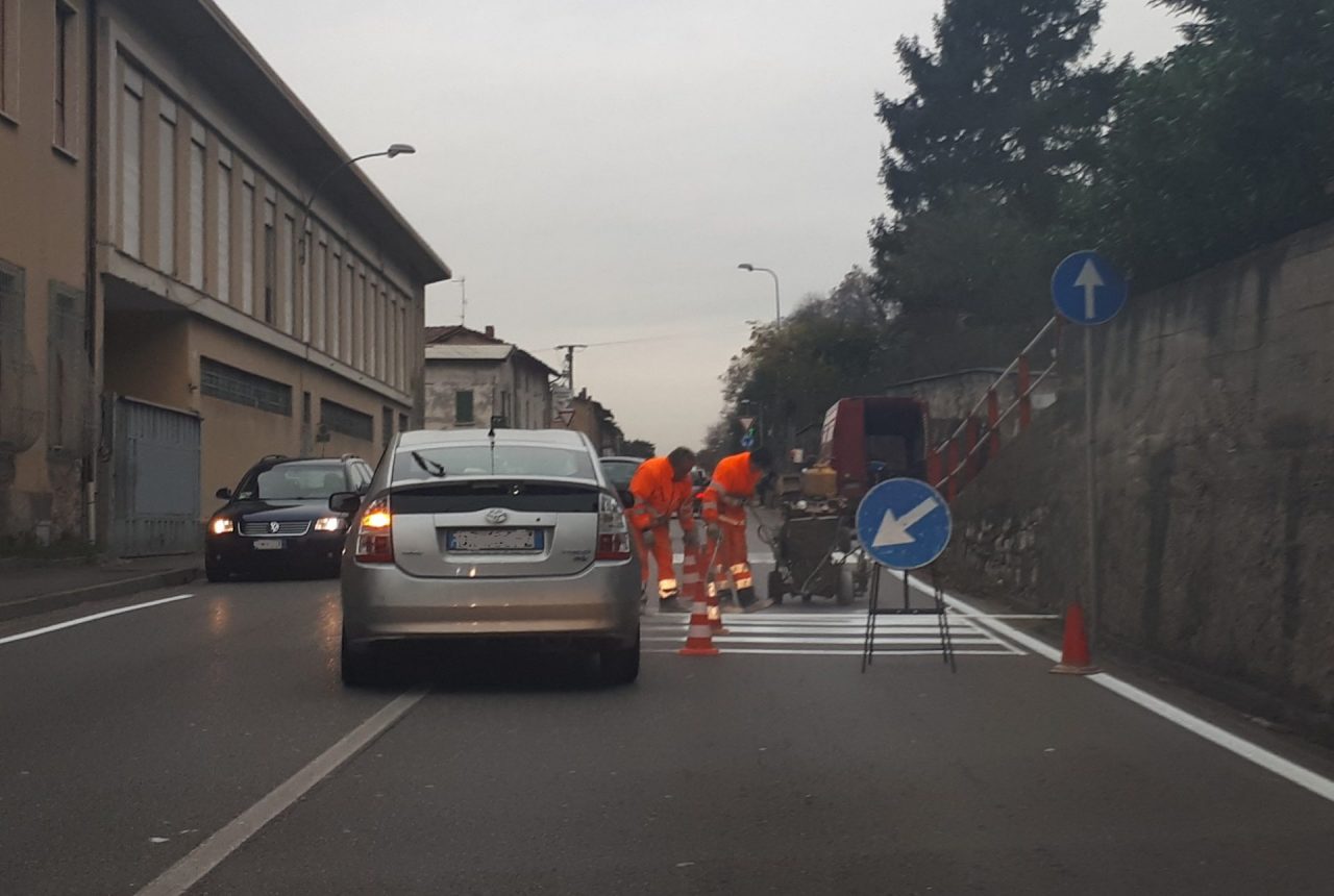Lavori sulla Provinciale 639 Como-Lecco a Suello