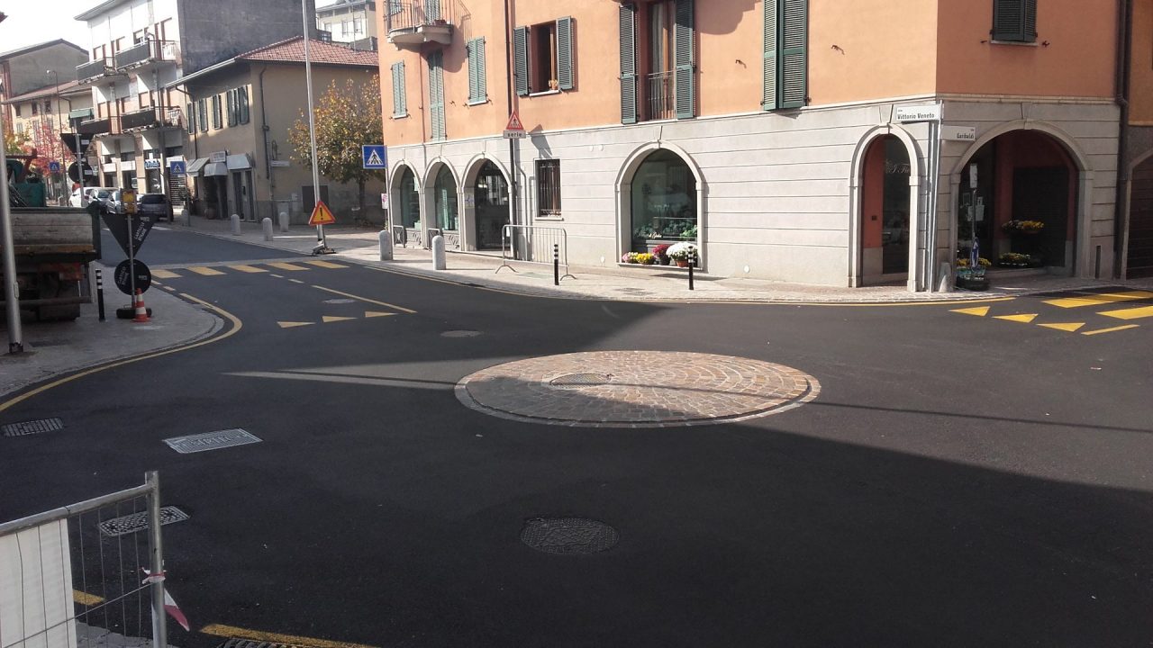 Bus centro Uggiate, Asf ripristina 10 corse