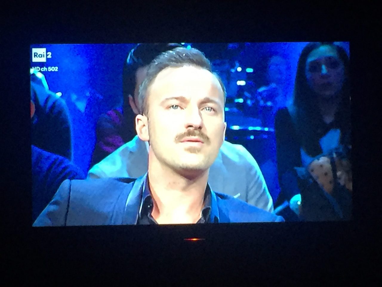 Spada testata al giornalista parla Facchinetti